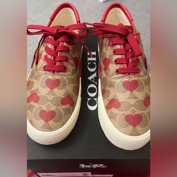 Coach Shoes - 🎁🎁 Coach Signature Coated Canvas Sneaker Shoes, Style #C9056 🎁🎁